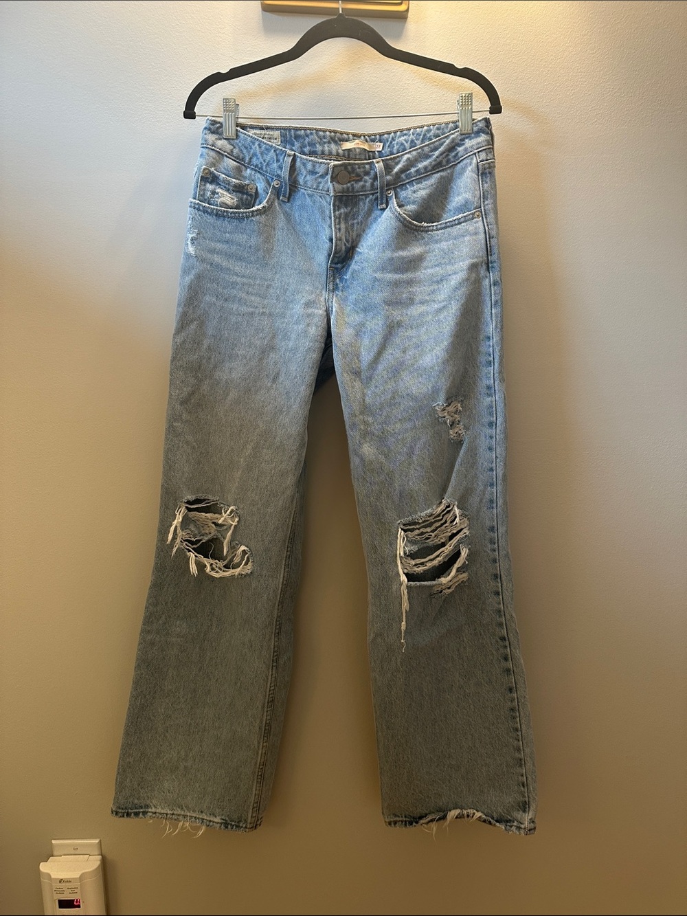 Levi’s Distressed Women's “Low Loose”Jeans
